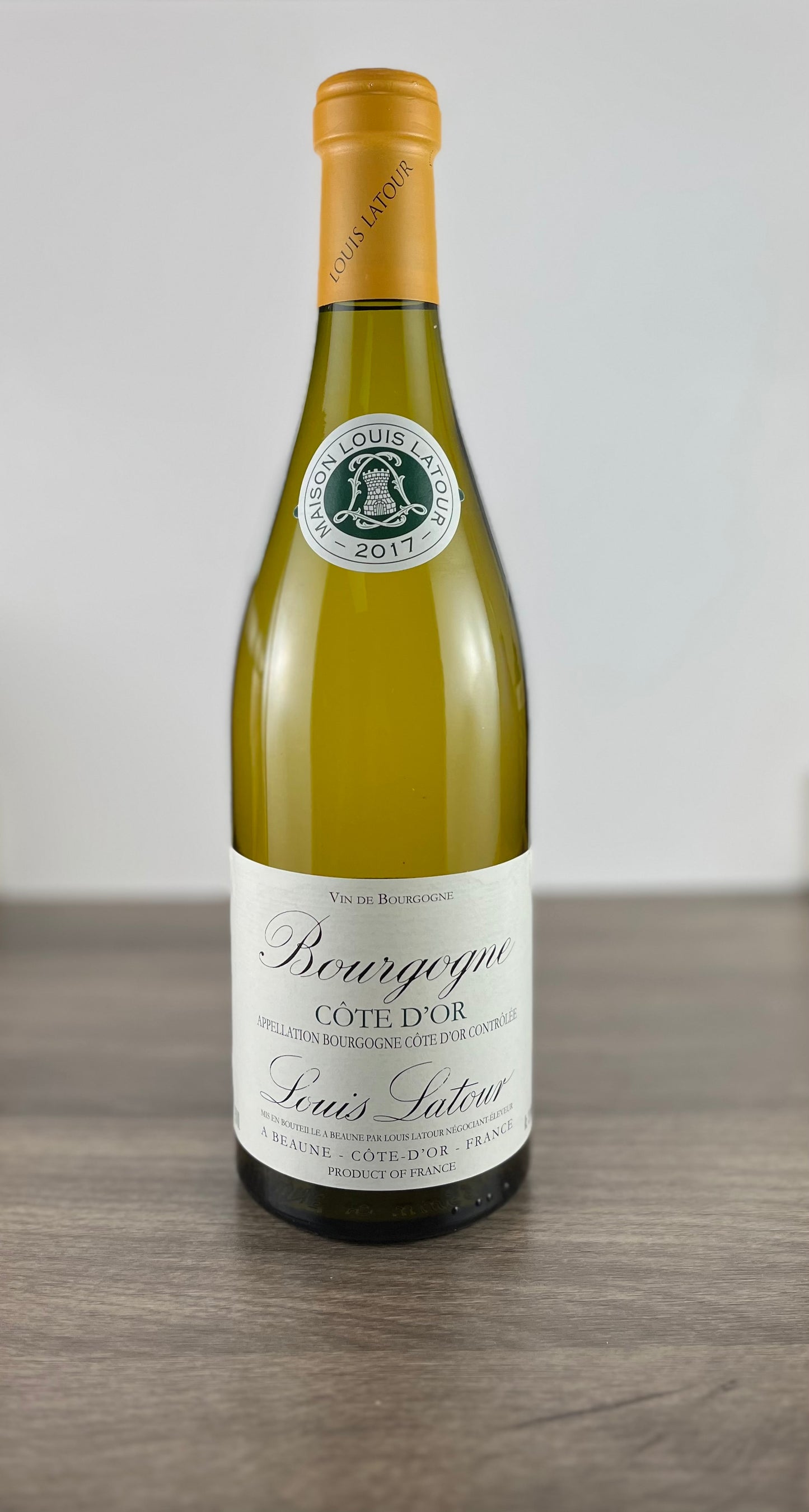 Solo IX. Louis Latour, Bourgogne Côte D'or 2017