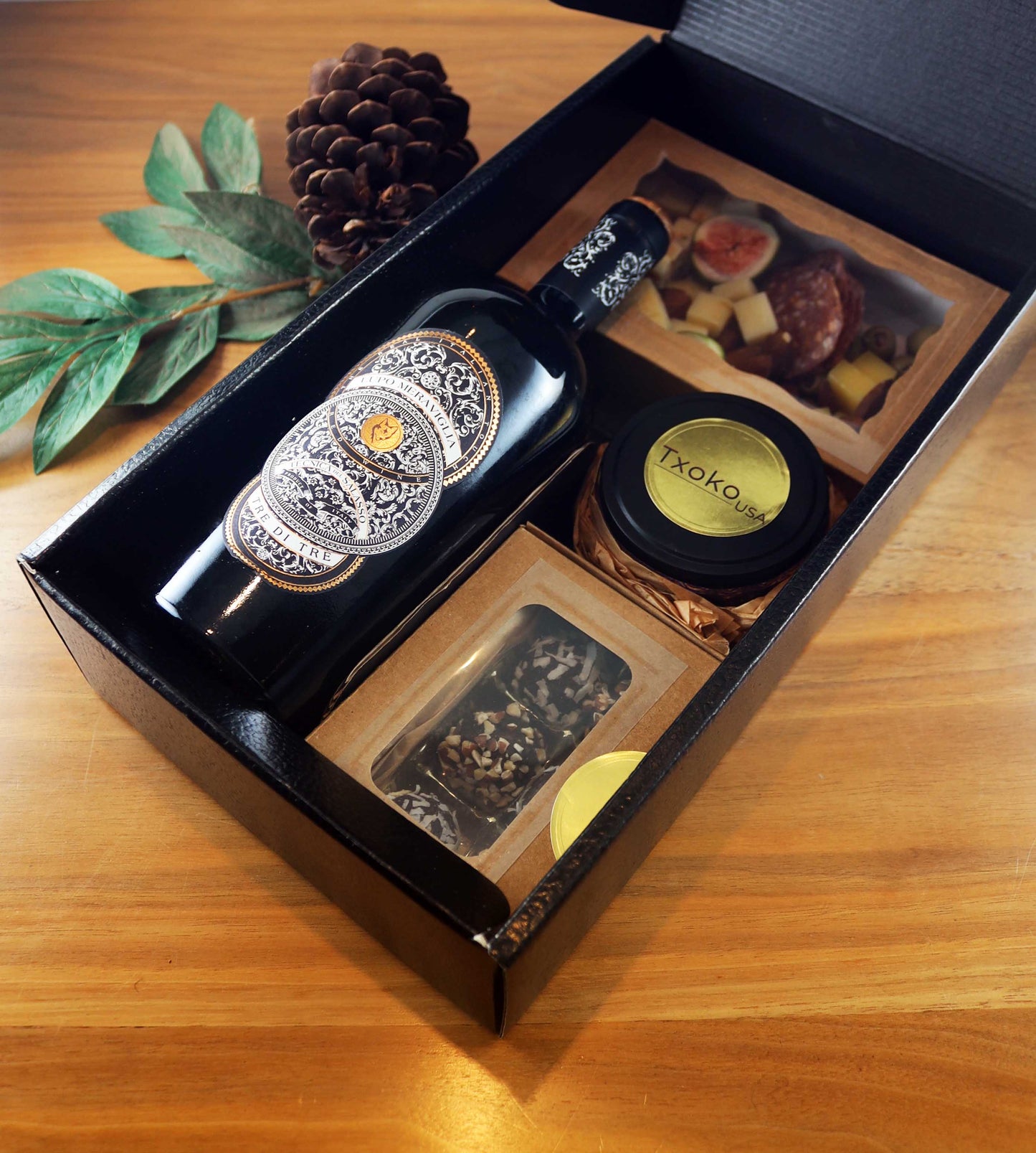 The Epicurean Collection: Holiday Gift Box